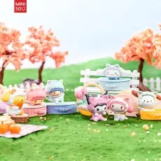 Figurina surpriza MINISO,...