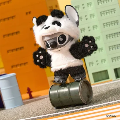 Figurina de plus MINISO, seria Disney Vinyl Toy: Stitch “GenZ Street Style” Panda Geekmall #3