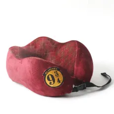 Perna pliabila pentru gat, seria MINISO Harry Potter (rosu) Geekmall #1