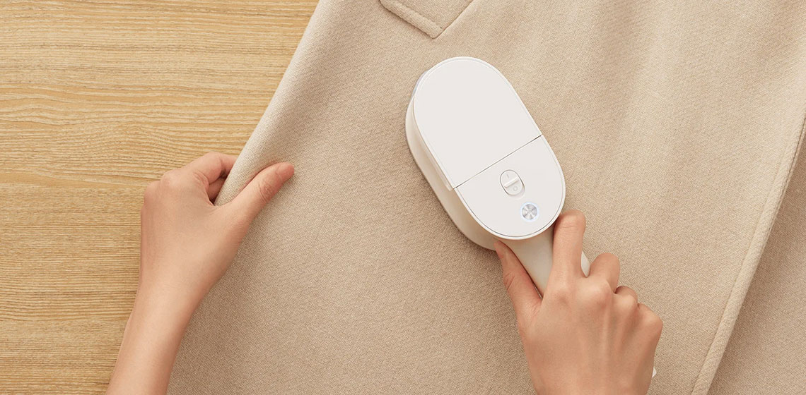 Aparat de calcat vertical Xiaomi Handheld Steam Iron EU