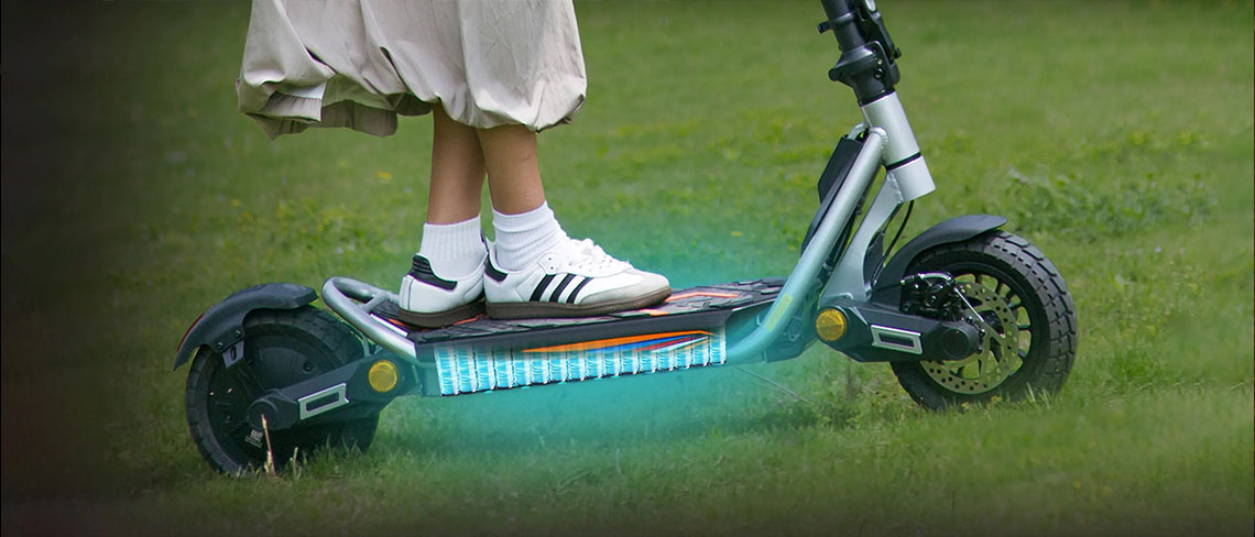 Trotineta electrica pliabila KUKIRIN A1 Electric Scooter