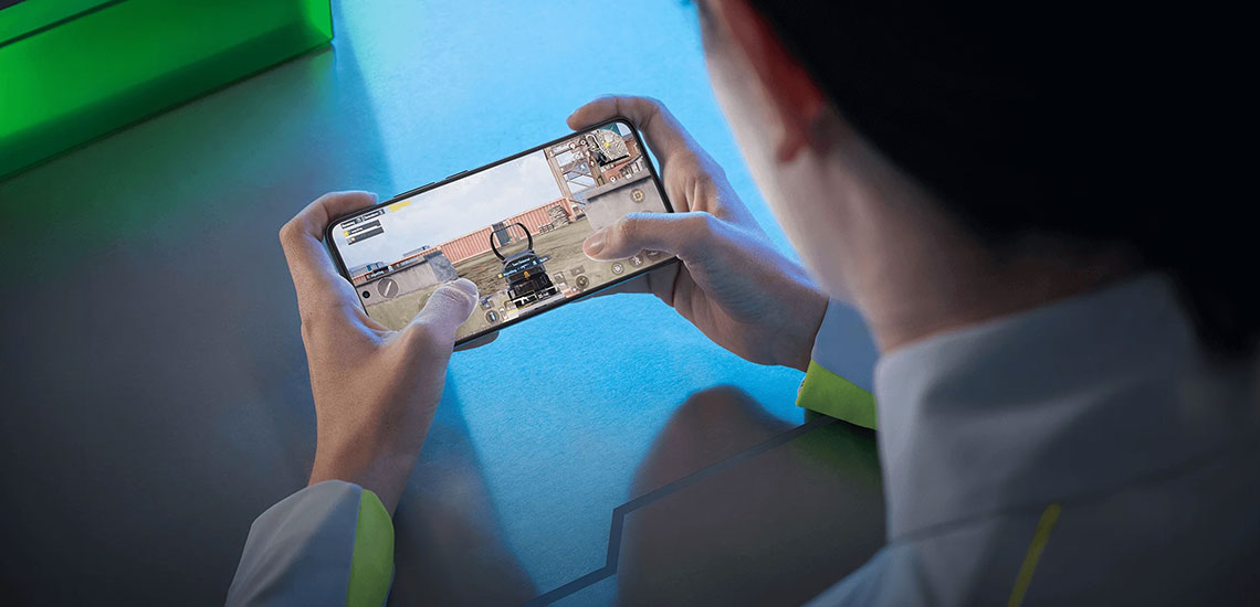 Telefon mobil POCO F6 Pro, 5G, 12GB RAM, 512 ROM, White, Dual Sim, Camera tripla: 50 MP, procesor Snapdragon 8 Gen 2