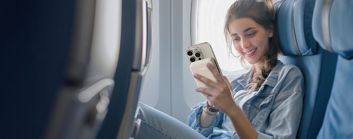 Designul sau compact si cablul USB-C integrat de 12,5 cm il fac usor de transportat, oferindu-ti energie suplimentara pentru gagdeturile favorite oriunde ai nevoie.