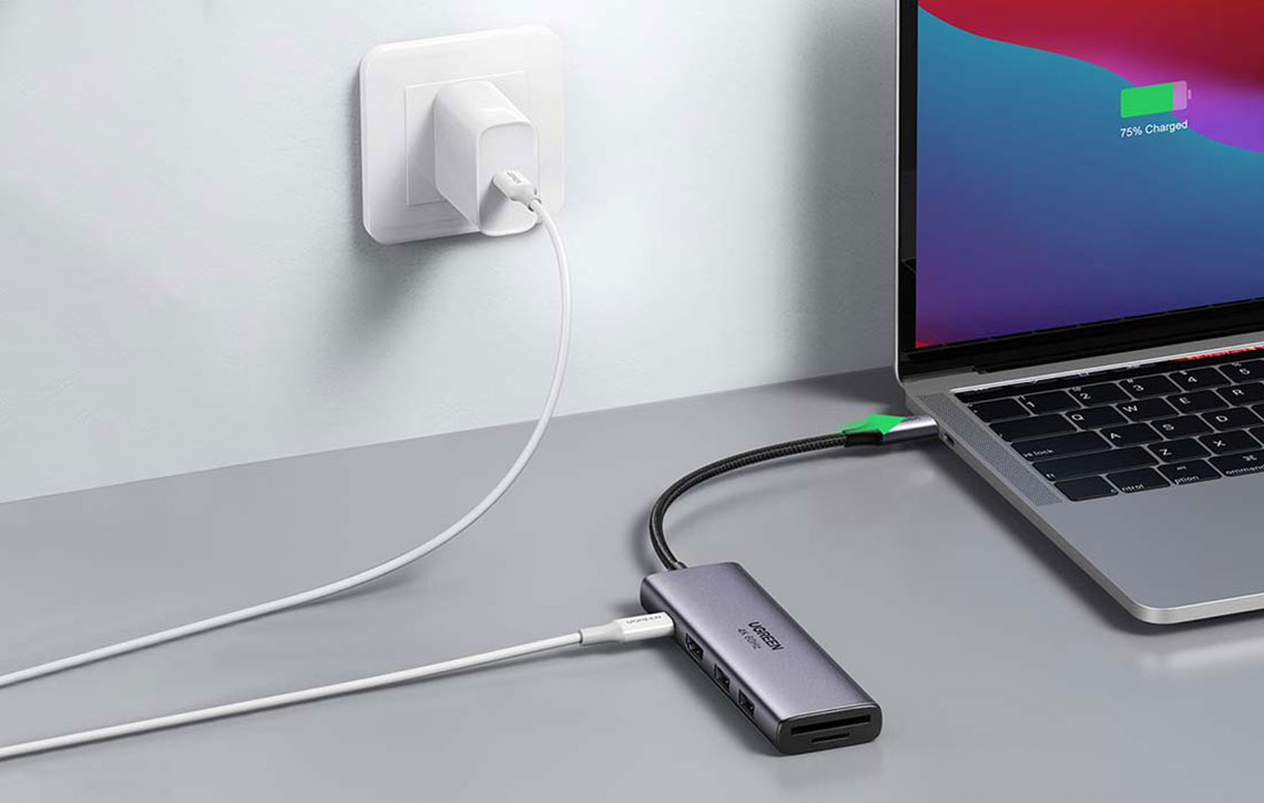 Adaptor multifunctional UGREEN USB C CM511