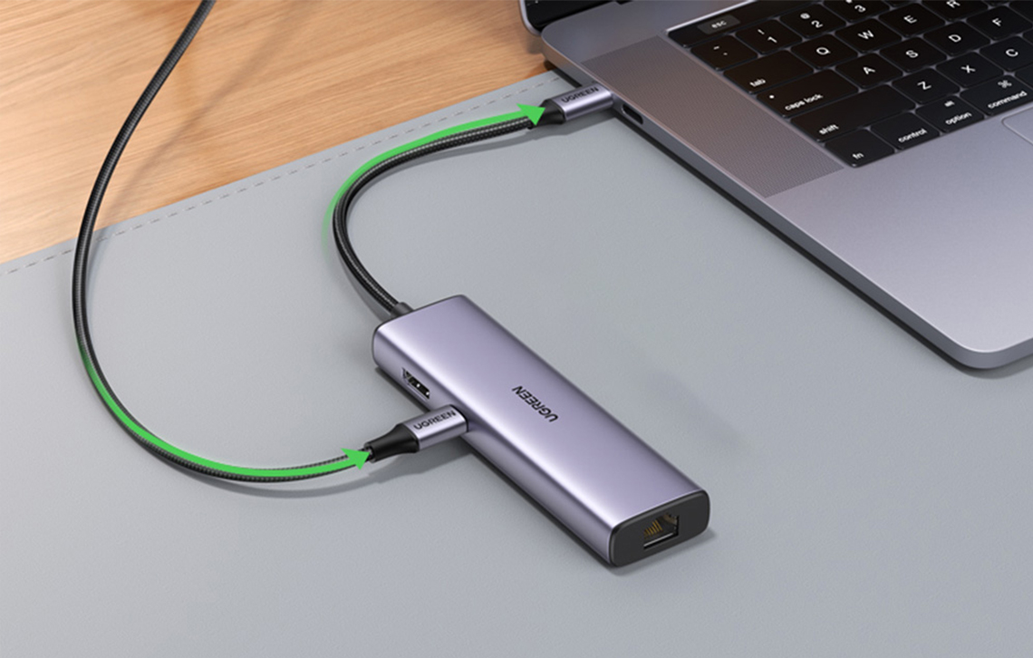 Adaptor multifunctional UGREEN USB C CM512